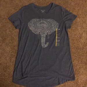 🎉 5 for $25 🎉 Graphic tee